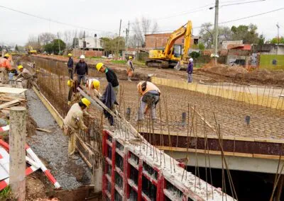 Comenzo-la-obra-hidraulica-del-Arroyo-Granaderos-2-400x284