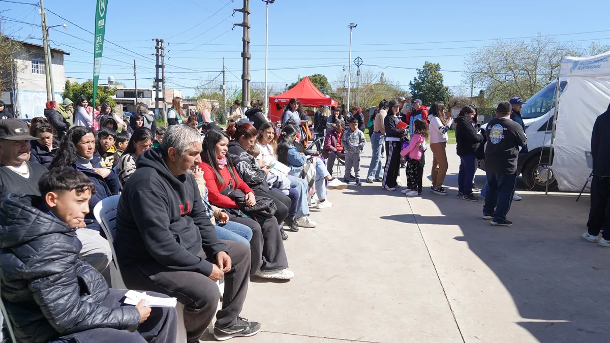 Operativos-de-documentacion-en-los-Barrios-2
